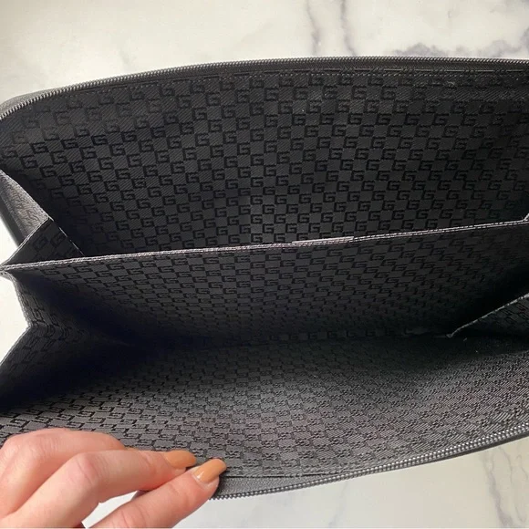 Gucci Portfolio CaseGucci Laptop Sleeve